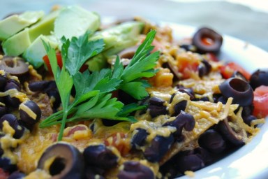 A photo of vegan nachos.