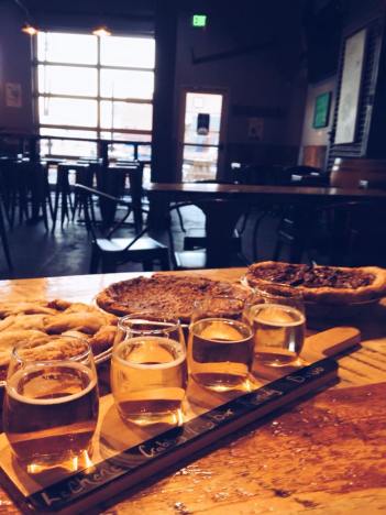 11025118_341946656001780_718420011741886359_n